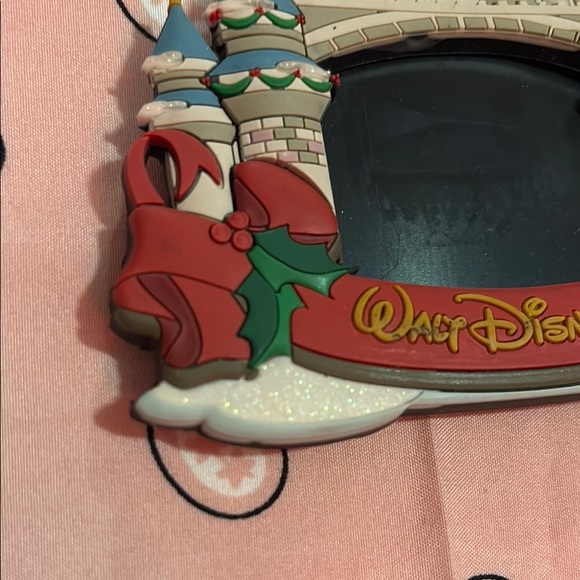 🍓 Vintage Walt Disney World Castle Photo Frame - Picture 3 of 3